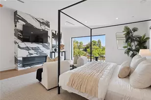 22268 Avenue San Luis, Woodland Hills, CA 91364 - Photo 25