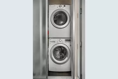 13320 Beach Avenue #202, Marina del Rey, CA 90292 - Photo 19