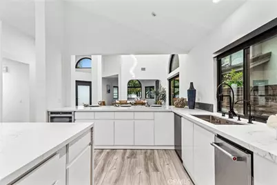 8108 Valley Flores, West Hills, CA 91304 - Photo 7