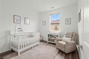 28645 Jardineras, Valencia, CA 91354 - Photo 21