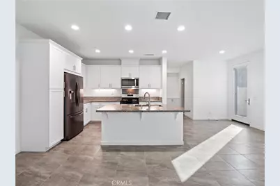 28645 Jardineras, Valencia, CA 91354 - Photo 5