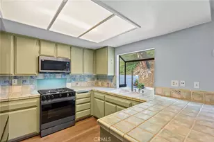 26379 Rainbow Glen Dr, Newhall, CA 91321 - Photo 17