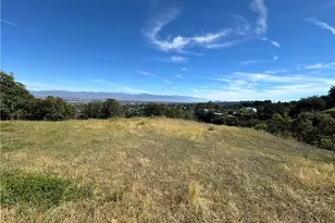 16986 Encino Hills Dr, Encino, CA 91436 - Photo 1