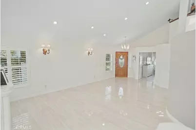 24844 Bracken Lane, Stevenson Ranch, CA 91381 - Photo 5