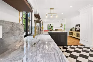 16717 Encino Hills Dr, Encino, CA 91436 - Photo 35