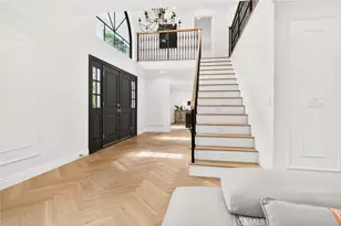 16717 Encino Hills Dr, Encino, CA 91436 - Photo 69