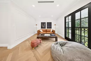 16717 Encino Hills Dr, Encino, CA 91436 - Photo 45