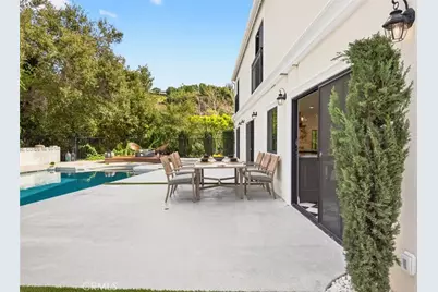 16717 Encino Hills Drive, Encino, CA 91436 - Photo 65