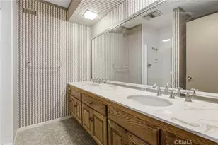 23921 Berdon St, Woodland Hills, CA 91367 - Photo 35