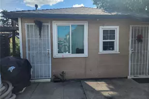 946 S Vancouver Ave, East Los Angeles, CA 90022 - Photo 3