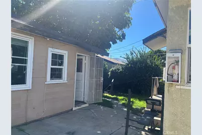 946 S Vancouver Avenue, East Los Angeles, CA 90022 - Photo 5
