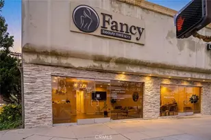 17071 Ventura Blvd, Encino, CA 91316 - Photo 1