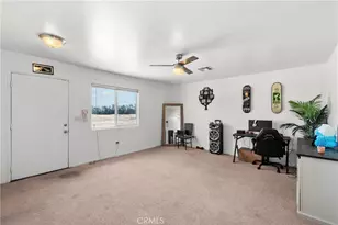 21041 Vivian Ct, California City, CA 93505 - Photo 11