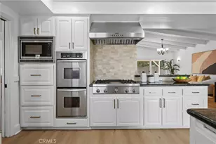 23000 Brenford St, Woodland Hills, CA 91364 - Photo 9