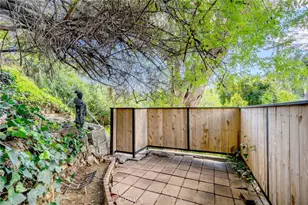 1930 Weepah Way, Los Angeles, CA 90046 - Photo 37