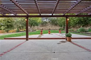 11926 Rexbon, Granada Hills, CA 91344 - Photo 33