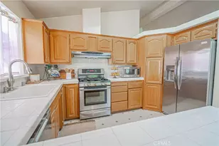 20164 Crest View Dr, Canyon Country, CA 91351 - Photo 21