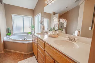 20164 Crest View Dr, Canyon Country, CA 91351 - Photo 33