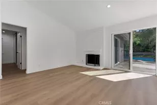 13754 Bear Valley Rd, Moorpark, CA 93021 - Photo 11