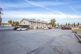 4023 O St, Bakersfield, CA 93301 - Photo 7