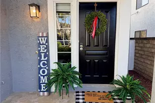 28114 Guilford, Saugus, CA 91350 - Photo 3