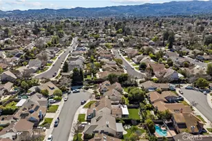 25811 Mendoza Dr, Valencia, CA 91355 - Photo 47