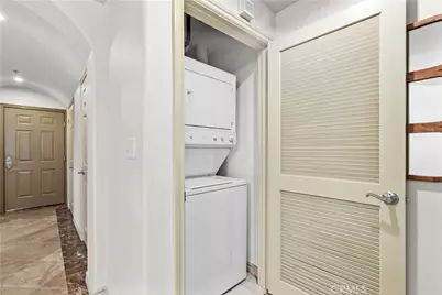 10715 Camarillo Street #203, North Hollywood, CA 91602 - Photo 13