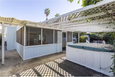 8811 Hayvenhurst Avenue, North Hills, CA 91343 - Photo 25