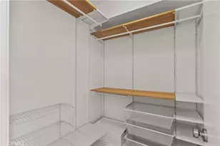 21358 Nandina Ln, Newhall, CA 91321 - Photo 15