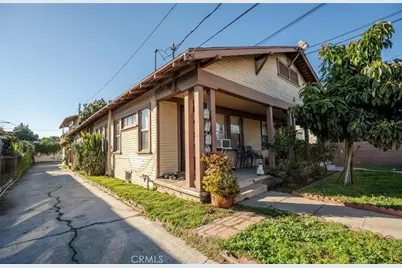 1741 S S New England, Los Angeles, CA 90006 - Photo 1