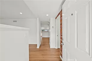 943 Tapies Ct, Newbury Park, CA 91320 - Photo 3