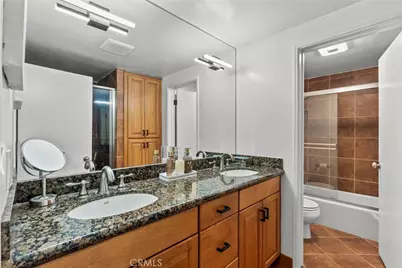 6752 Hillpark Drive #202, Los Angeles, CA 90068 - Photo 13