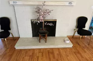 22901 Leonora Dr, Woodland Hills, CA 91367 - Photo 5