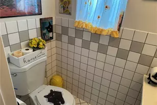 22901 Leonora Dr, Woodland Hills, CA 91367 - Photo 13