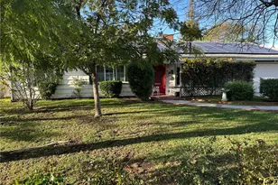 22901 Leonora Dr, Woodland Hills, CA 91367 - Photo 23