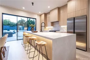 7913 Lasaine, Northridge, CA 91325 - Photo 5