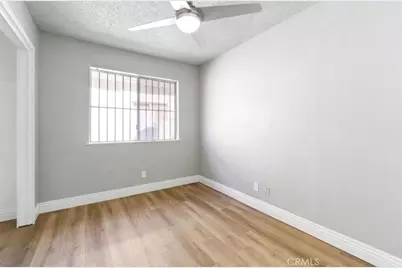 329 N Diana, Fresno, CA 93701 - Photo 7