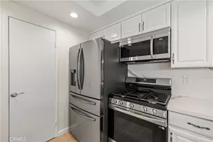 9833 Karmont, South Gate, CA 90280 - Photo 31