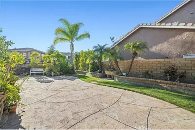 22029 Superior Court, Saugus, CA 91390 - Photo 43