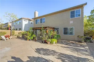 22029 Superior Ct, Saugus, CA 91390 - Photo 45