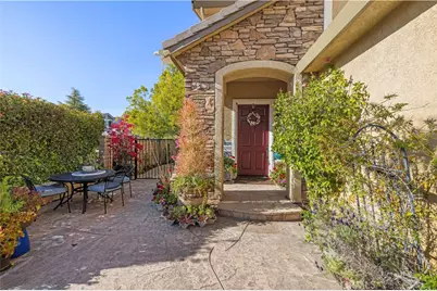 22029 Superior Court, Saugus, CA 91390 - Photo 5