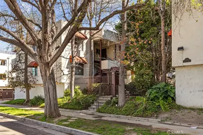 5652 Yolanda Avenue #7, Tarzana, CA 91356 - Photo 3