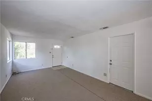 7540 Thousand Oaks Dr, Tujunga, CA 91042 - Photo 5