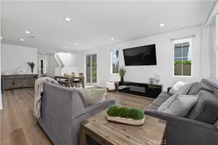 8241 Sophie Ct, Northridge, CA 91325 - Photo 11