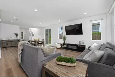 8241 Sophie Court, Northridge, CA 91325 - Photo 13