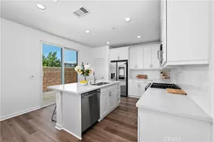 8241 Sophie Ct, Northridge, CA 91325 - Photo 13