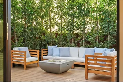 15609 Huston Street, Encino, CA 91436 - Photo 9