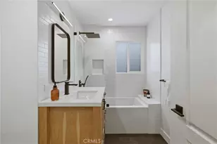 5208 Woodman, Sherman Oaks, CA 91401 - Photo 17