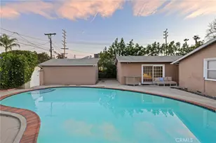 5208 Woodman, Sherman Oaks, CA 91401 - Photo 33