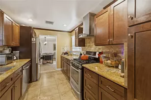 5208 Woodman, Sherman Oaks, CA 91401 - Photo 11